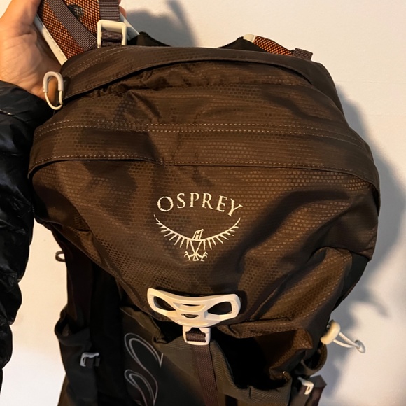 Osprey Talon 22 Pack Men's Hiking Backpack (2020 Model) - Picture 8 of 8